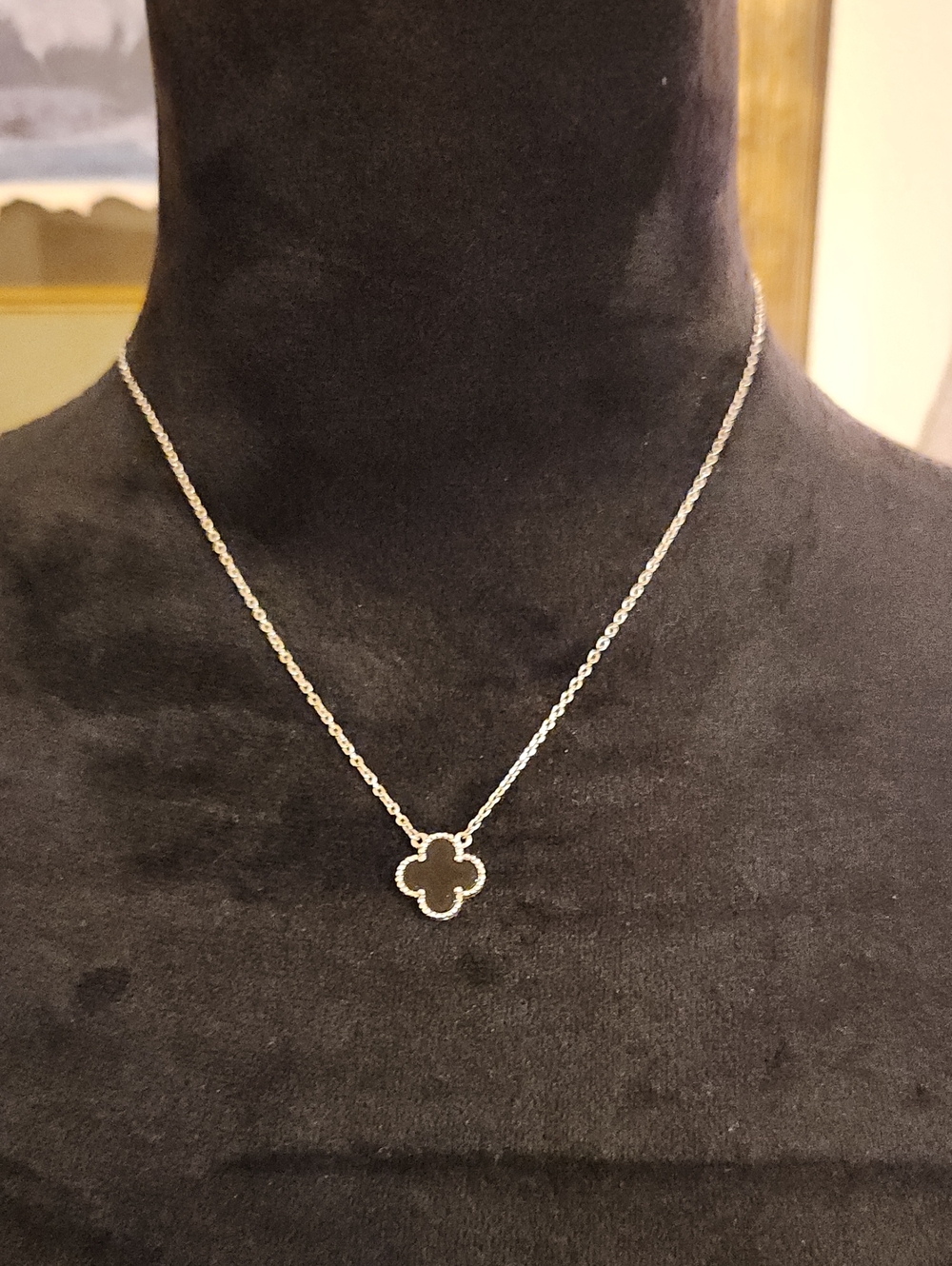 925 Solid Silver Clover Pendant Necklace - Women's Jewelry